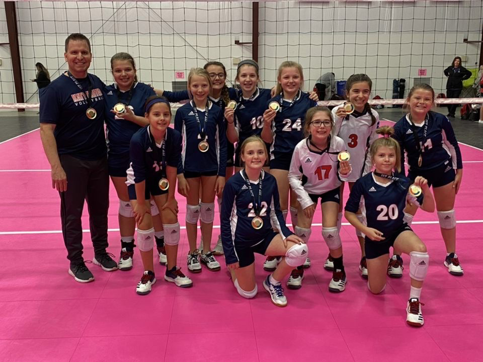 Local Katy Girls Continue their winning streak on the Volleyball