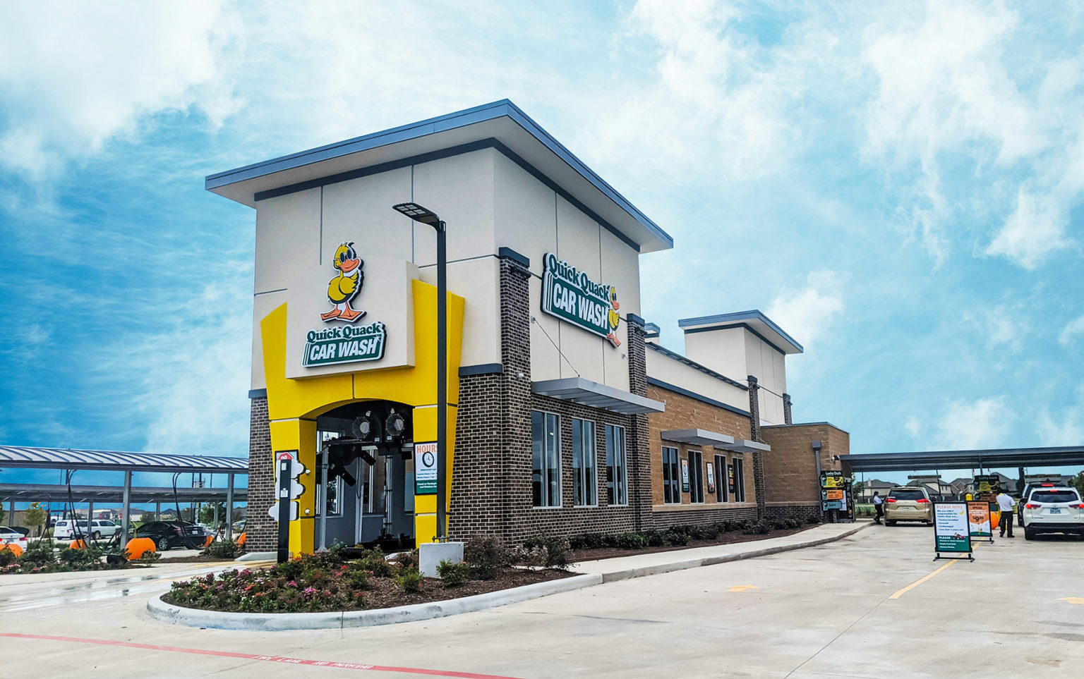 Hanley Investment Group Sets Record on Sale of New