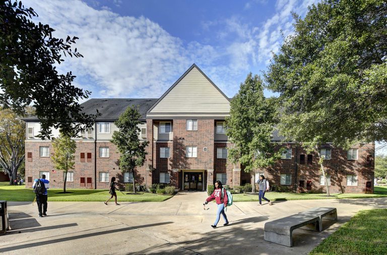 American Campus Communities Marks 25 year Partnership With Prairie View 