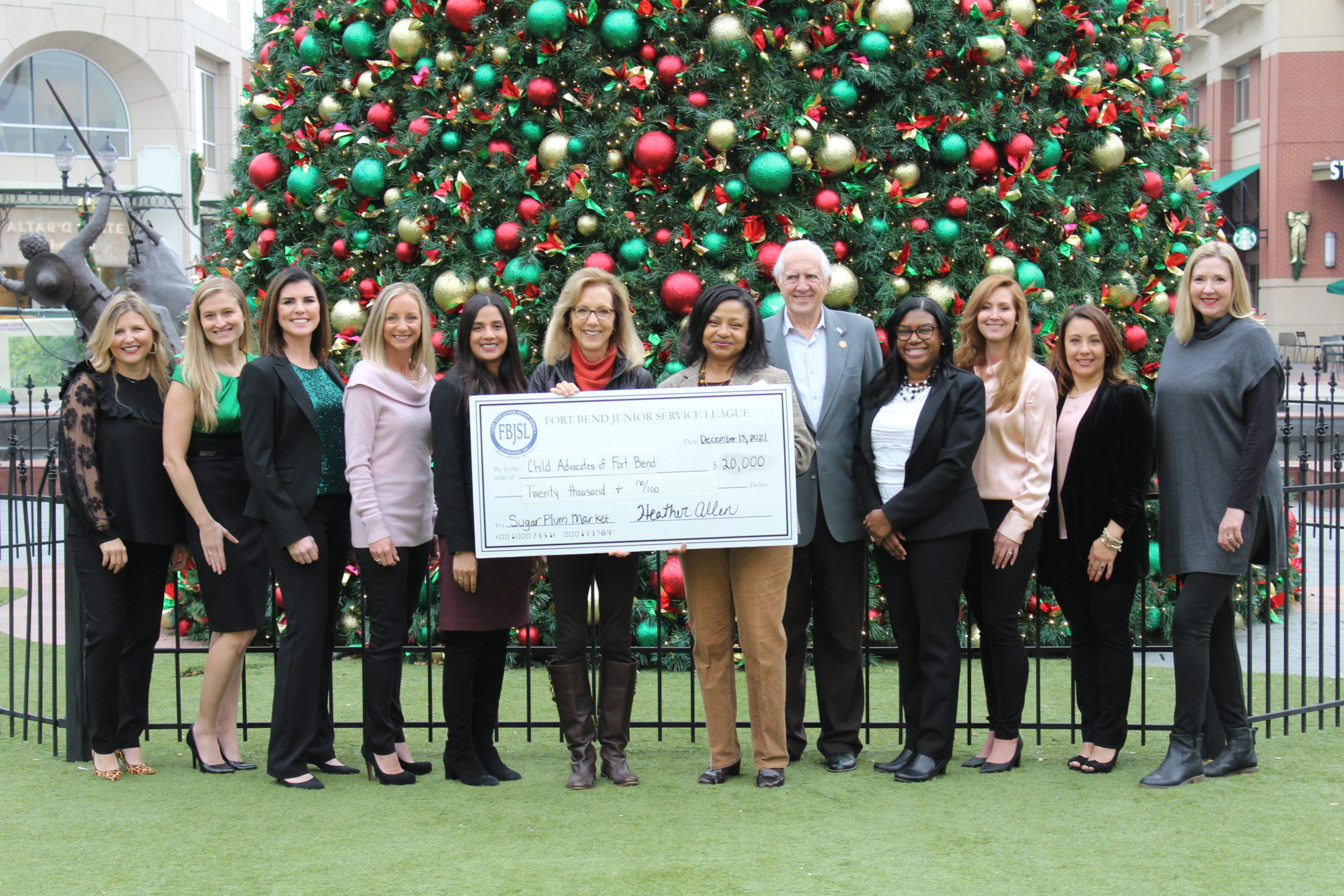 Christmas At The Fort 2022 December 13 Child Advocates Of Fort Bend Named Beneficiary Of Fort Bend Junior Service  League Sugar Plum Market - The Katy News