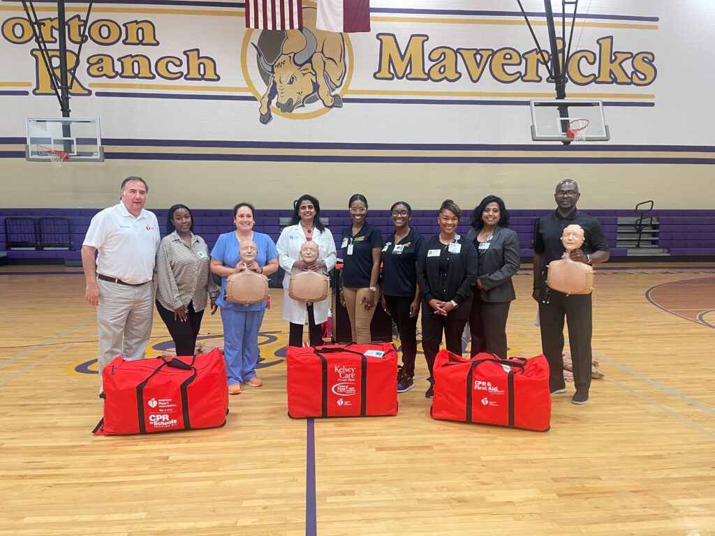 KelseySeybold Clinic Sponsors CPR Kit Donation to Morton Ranch Junior