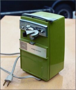 1970s can opener in avocado green